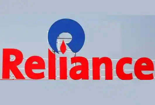 Reliance Industries Set to Commission Green Energy Giga Complex in Jamnagar